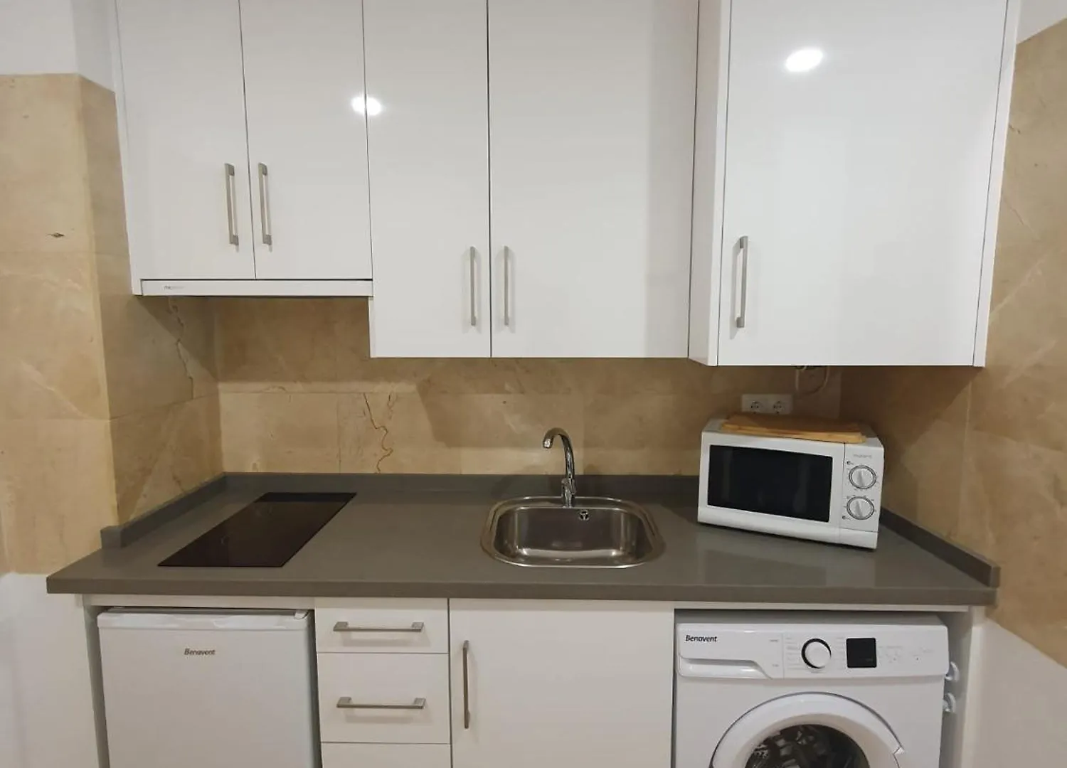 Apartmentsnoa Malaga Apartment